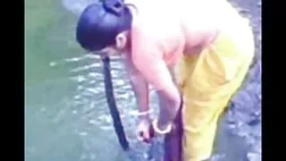 வழுக்கை நீல படம் padam தமிழ் குதிரை ஒரு பெரிய போனர் பொன்னிறத்தால் புணர்ந்தது